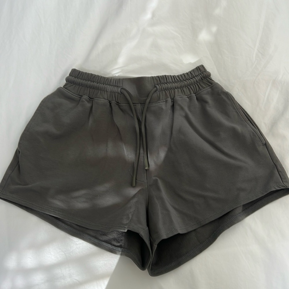 RicherPoorer comfy shorts